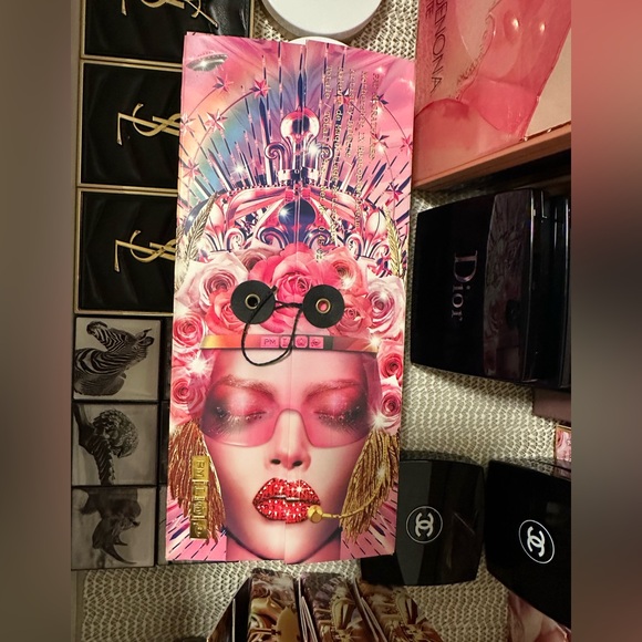 Vibrant Pink Makeup Palette